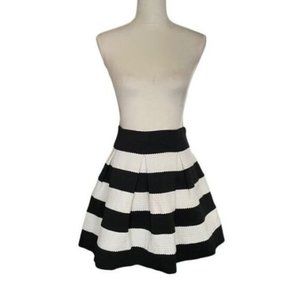 Xhilaration Target Black & White Skirt